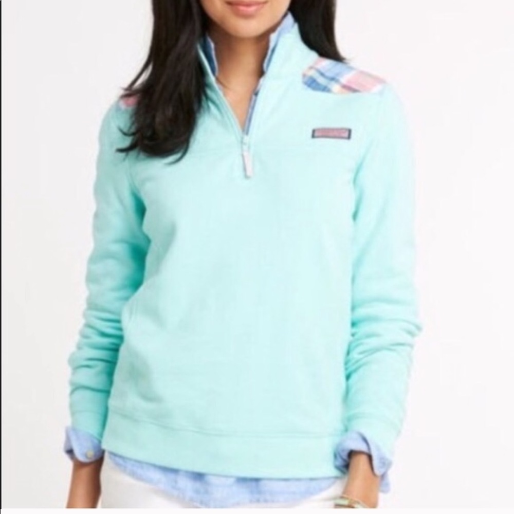Vineyard vine sweatshirt